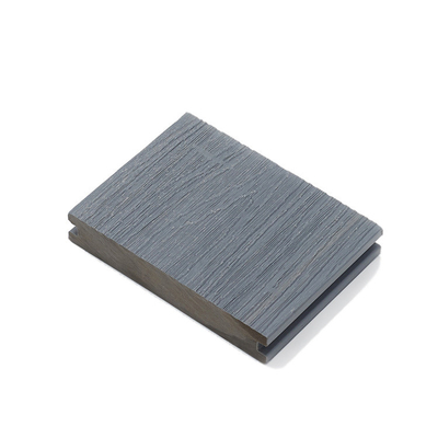 Prezzo buono Il Co ha espulso Decking composito di plastica di legno per spazio all'aperto in linea